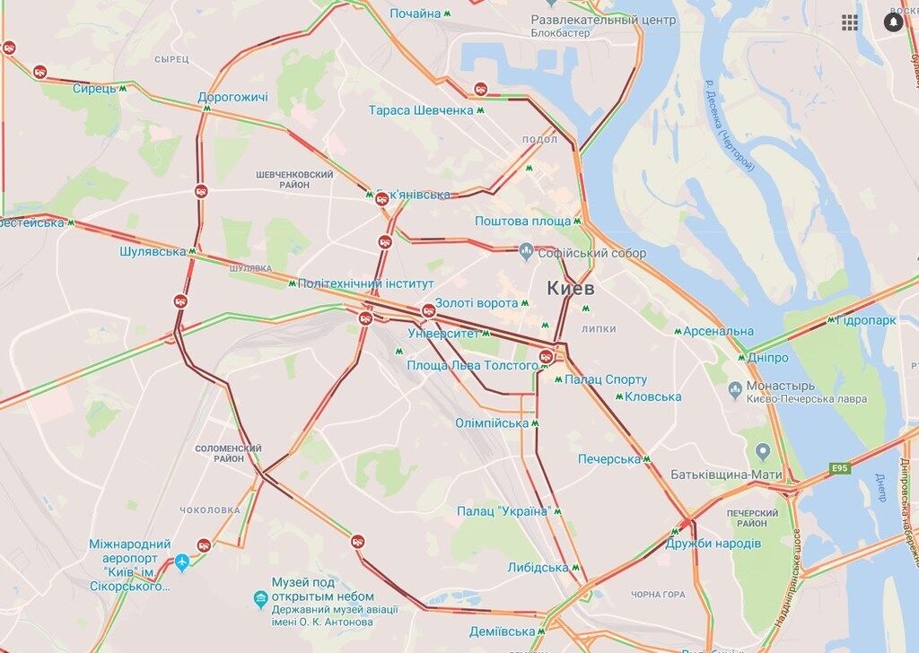 Київ скували 9-бальні затори і десятки аварій: карта ДТП