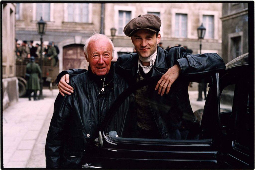 Симха Ротем (слева)