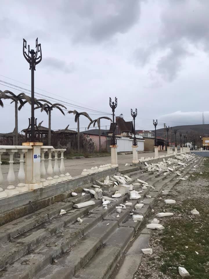 ''Все заср*но!'' Блогер показал, как оккупанты разрушили известный курорт Крыма