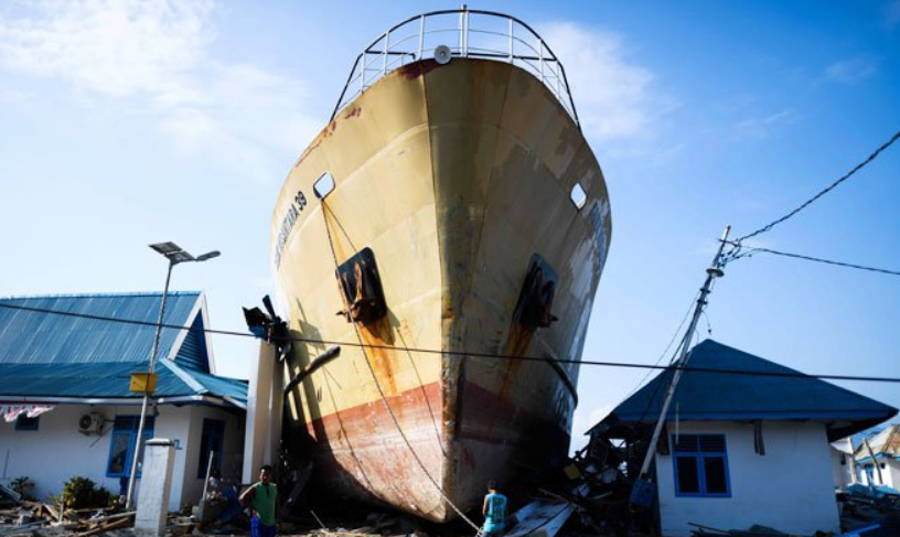 Індонезію спіткало страшне стихійне лихо: 334 загиблих
