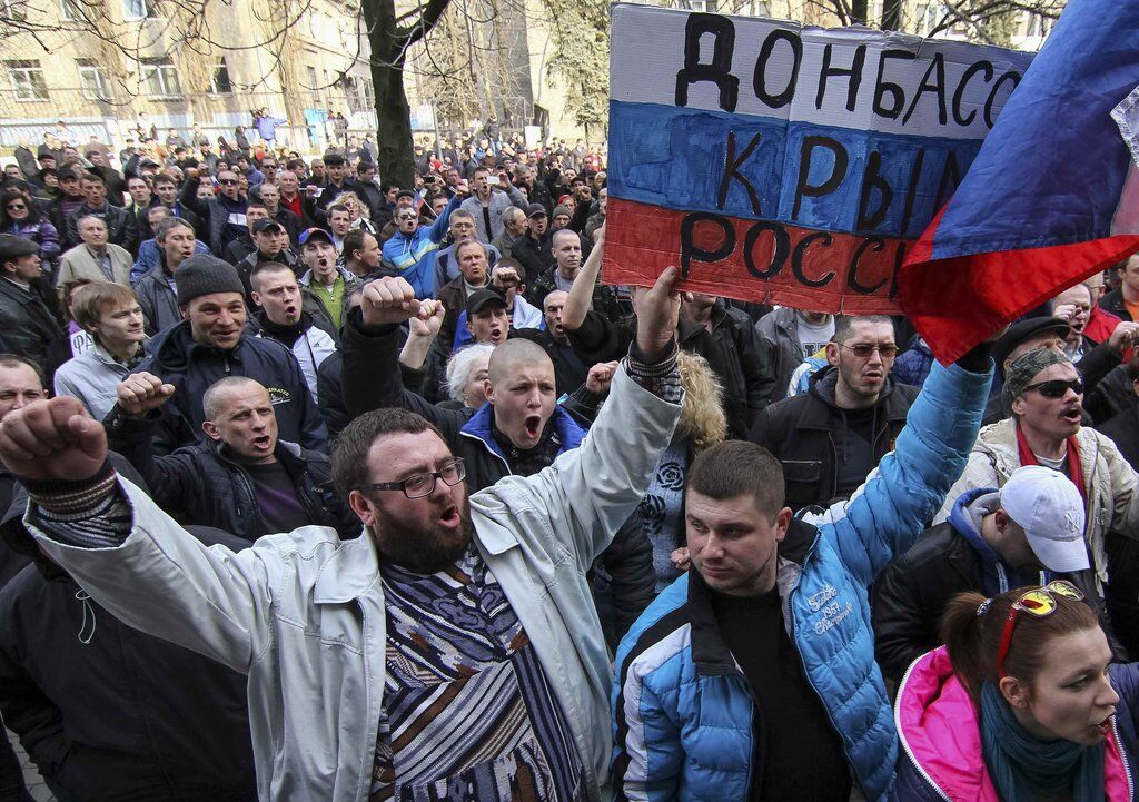 Жители Крыма и Донбасса разочаровались в ''русском мире'': волонтер удивила историей