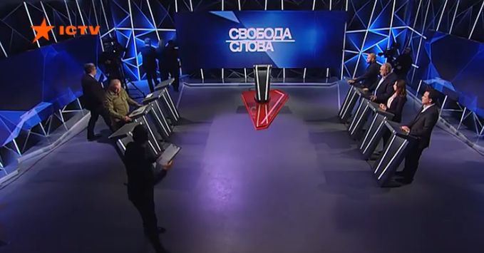 Выносил на руках: во время эфира с Порошенко произошло ЧП