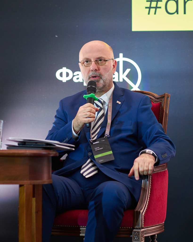 На міжнародному бізнес-форумі Level Up Ukraine 2018 презентували Податковий кодекс розвитку