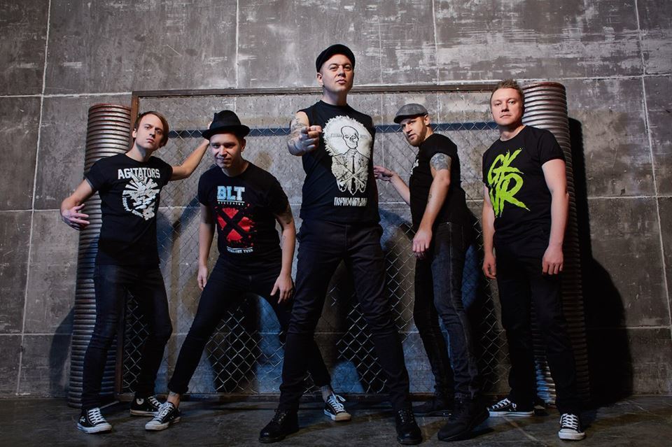 Популярная российская группа отменила концерт в Киеве: что происходит