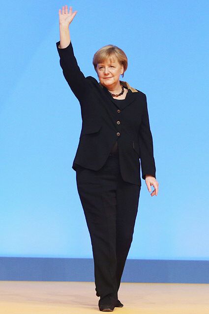 Меркель ушла с высокой должности: как одевается ''железный канцлер''