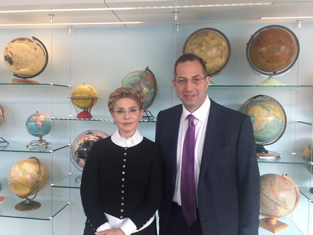 Юлія Тимошенко і Дерек Мітчел