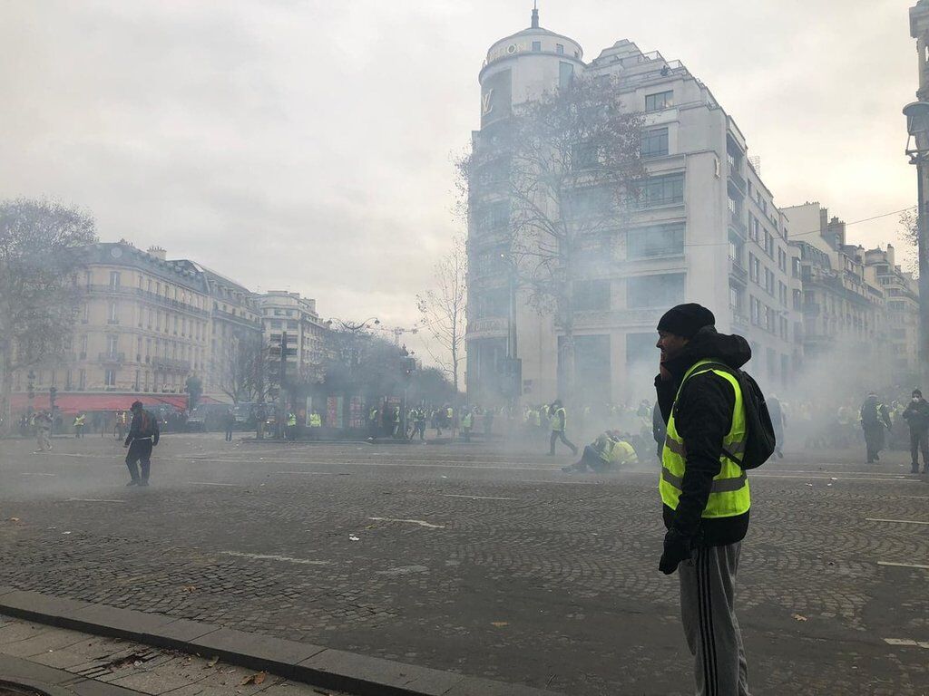 Протесты в Париже