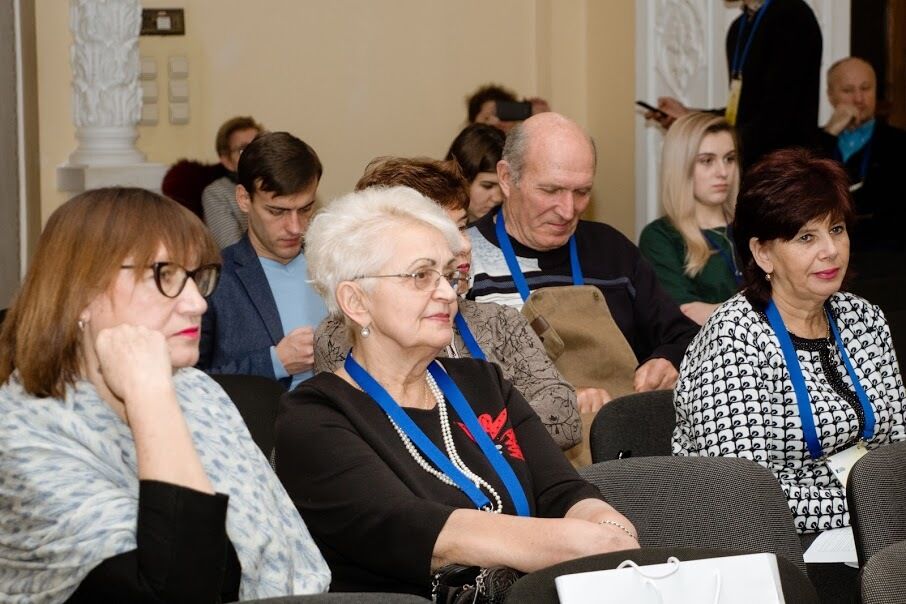 Эксклюзивный опыт и обмен идеями: как проходит первый в Украине форум общественных рад в Днепре