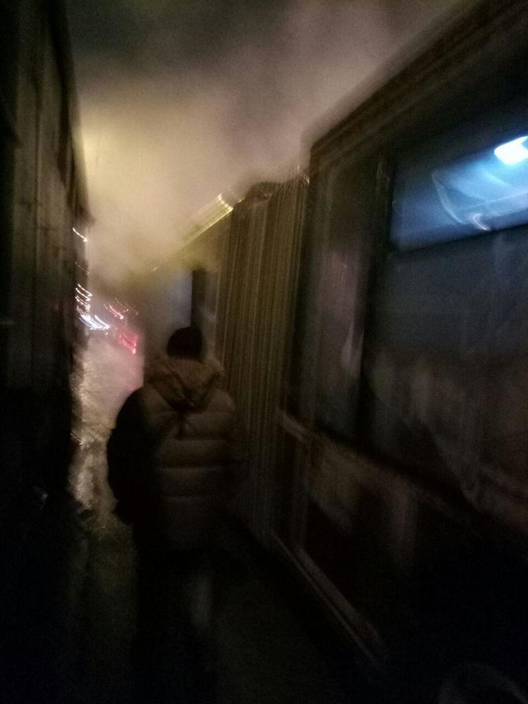 В Харькове на ходу загорелся троллейбус: фото
