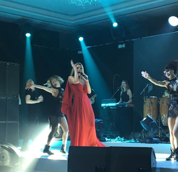 Выступление Веры Брежневой