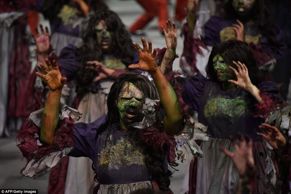 У Ріо-де-Жанейро почався знаменитий карнавал: яскраві фото