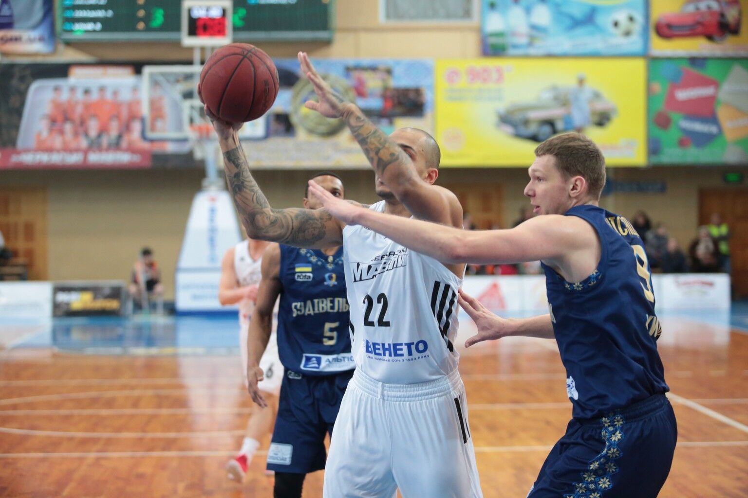 Триллер дня: чемпион Украины потерпел драматичное поражение в Суперлиге Пари-Матч