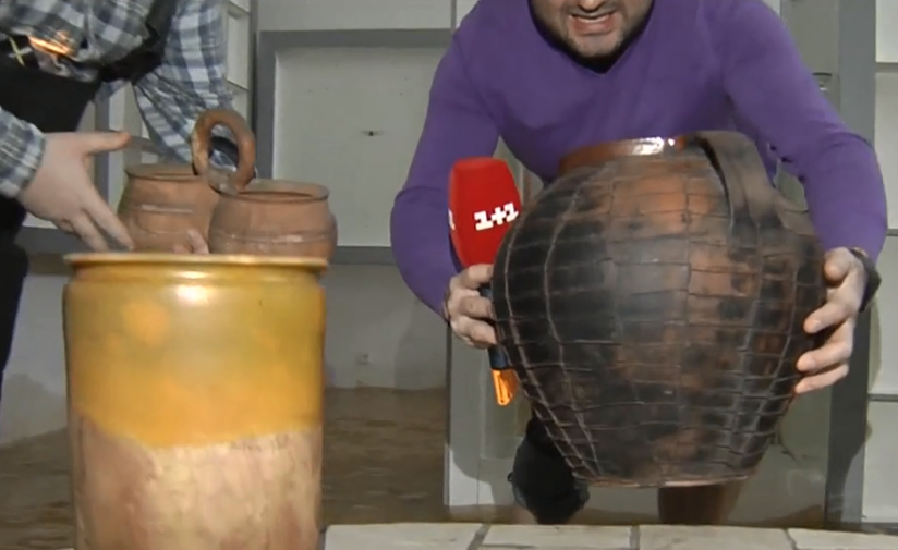 Кипяток уничтожил все: чем обернулась "сауна" в музее Киева. Видеофакт
