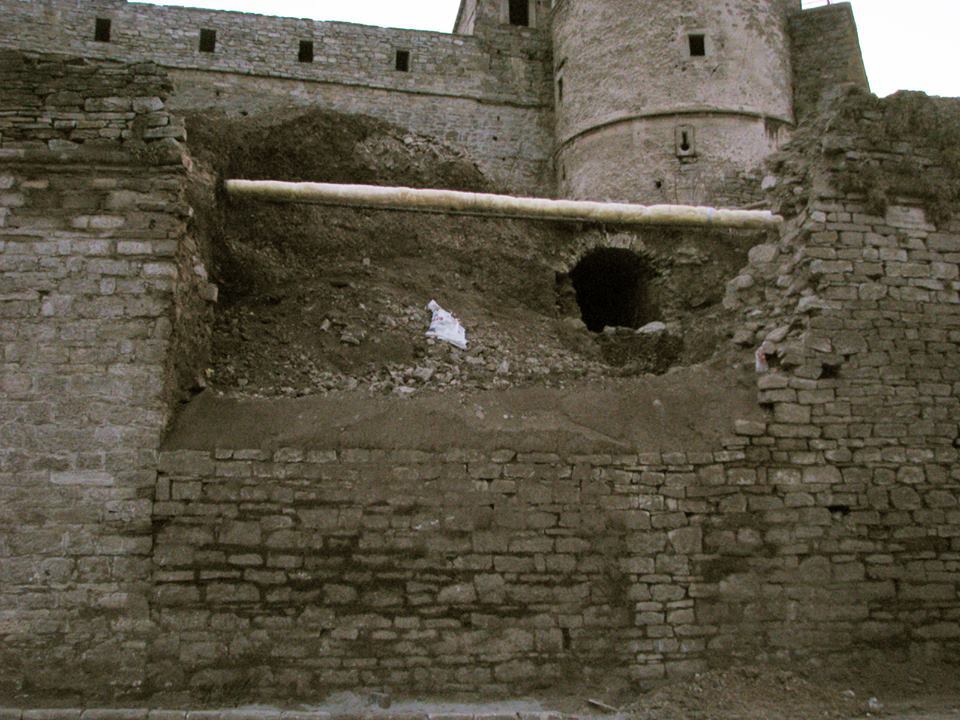 Обвал стены Старой крепости