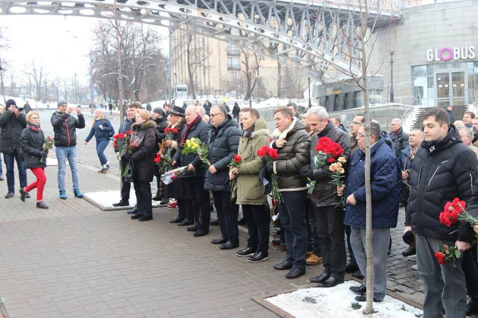 У Києві вшанували пам'ять героїв Небесної Сотні