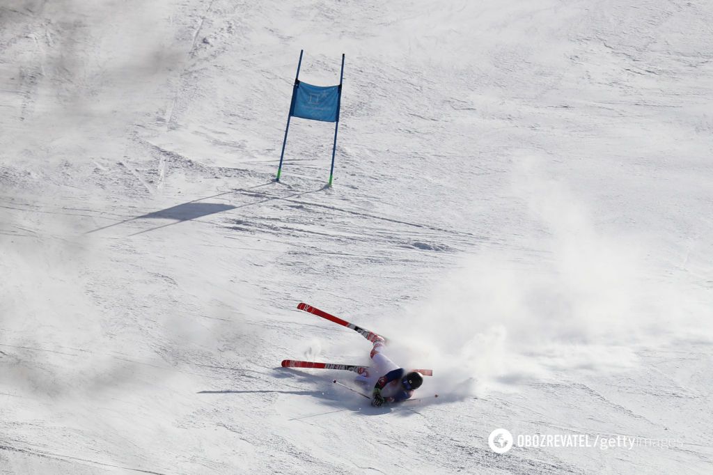 Олімпіада-2018: корейський гірськолижник на шаленій швидкості вилетів із траси, збивши знімальну групу