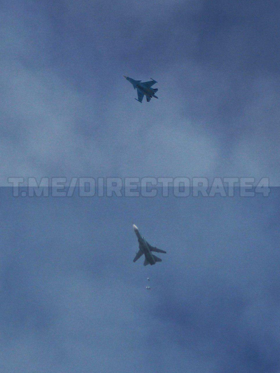 Боевые самолеты России замечены в небе над Сирией