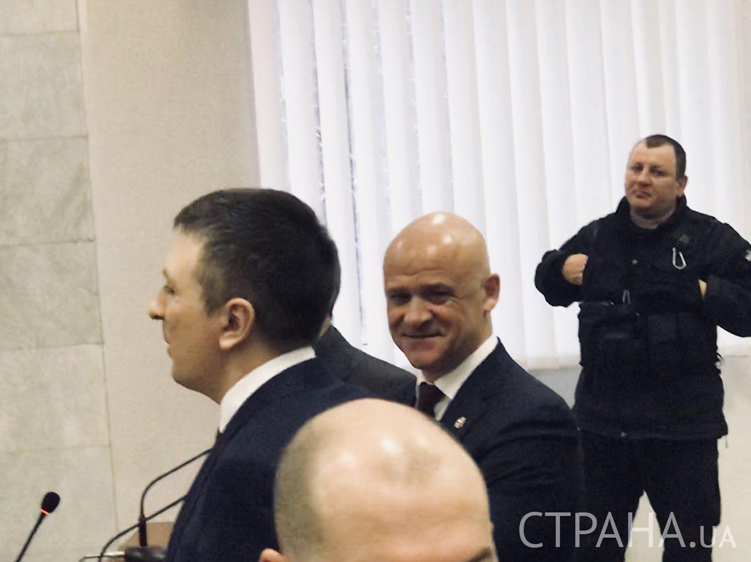 "Міняю на пів-Януковича": в суді над мером Одеси помітили "Путіна"