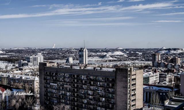 Ленин на месте: появились свежие фото из оккупированного Донецка