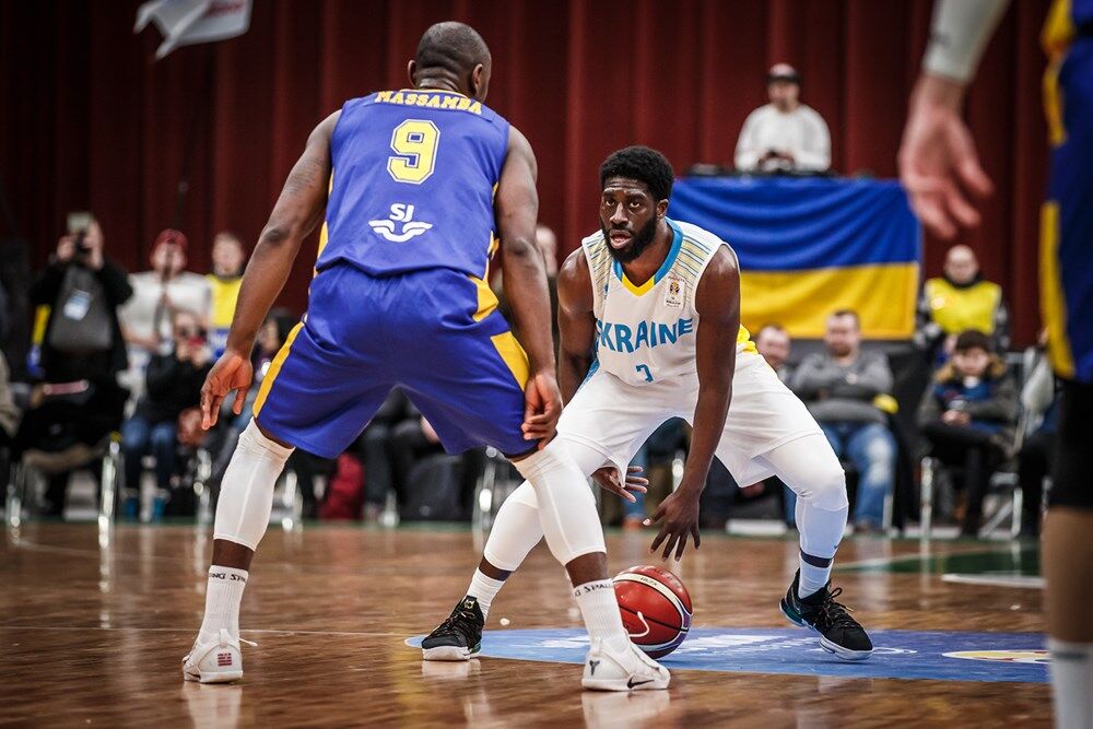Сборная Украины уверенно обыграла Швецию в отборе Кубка мира по баскетболу-2019