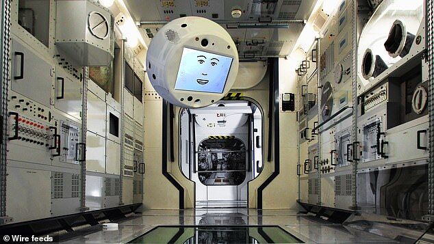 Улыбающегося робота отправили в космос