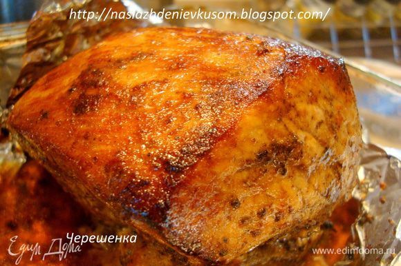 Свинина в духовці: як смачно запекти м'ясо