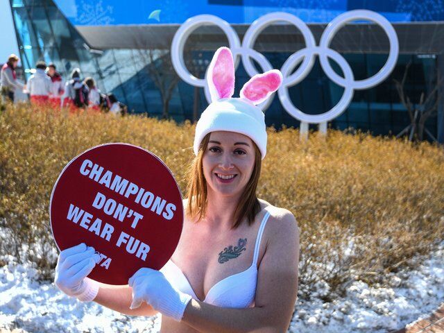 Олимпиада-2018: девушка при -16 устроила голую акцию протеста: опубликованы фото