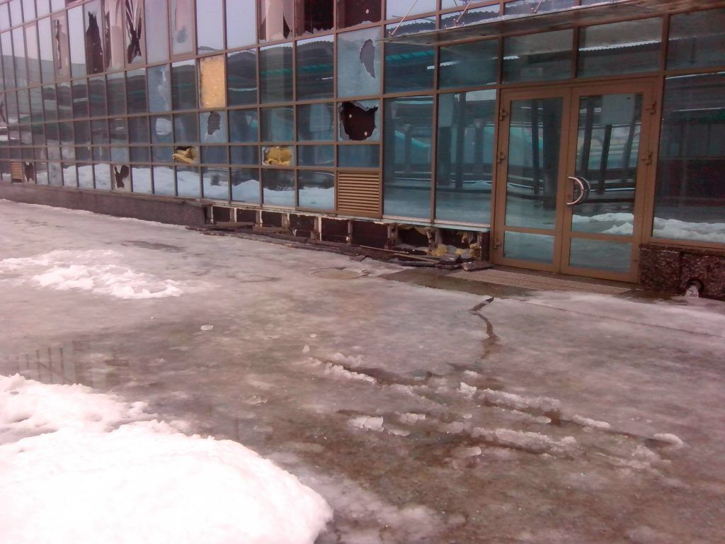 "Русский мир" довел: журналист показал разрушенный ж/д вокзал в Донецке