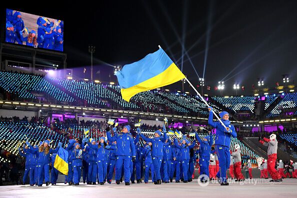 Тигр, дракон і голий прапороносець: найкрутіші кадри церемонії відкриття Олімпіади-2018