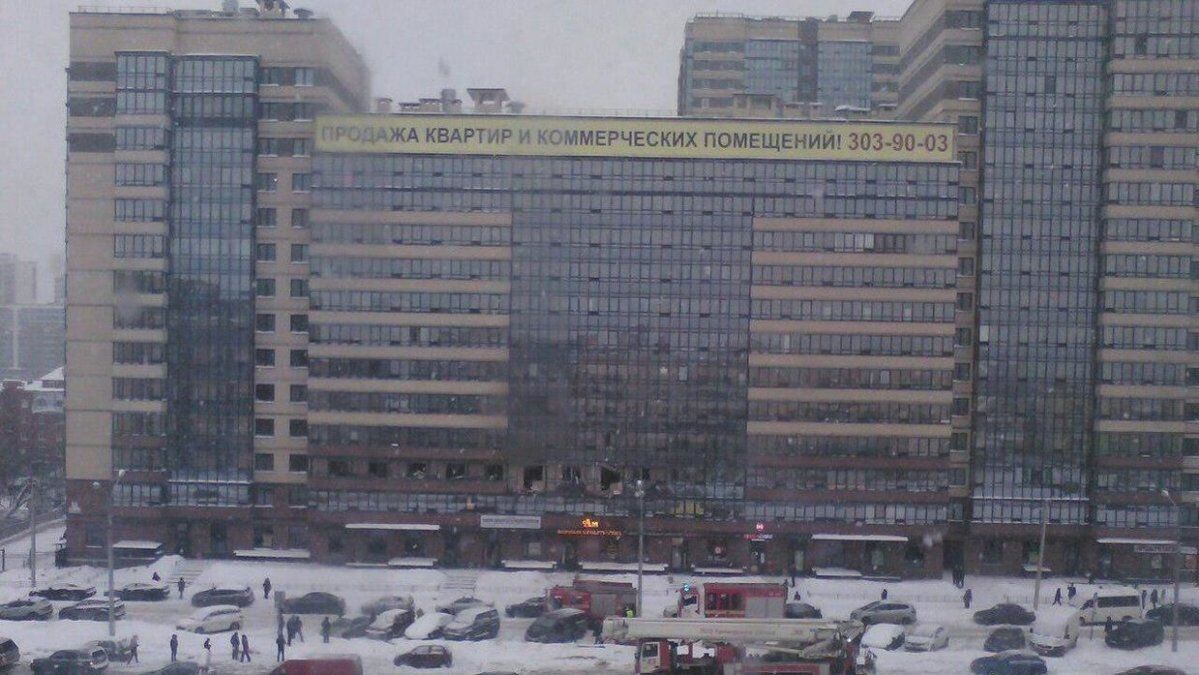 Дом по улице Репищева, на третьем этаже которого прогремел взрыв