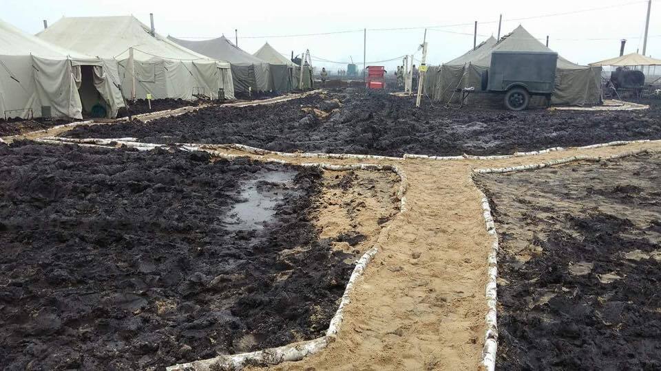 Потонув у багні: у ЗСУ розгорівся скандал через затоплений табір на Миколаївщині