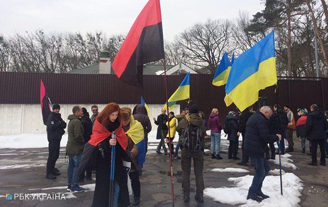 Активисты "Михомайдана" пришли под дом Авакова: первые подробности