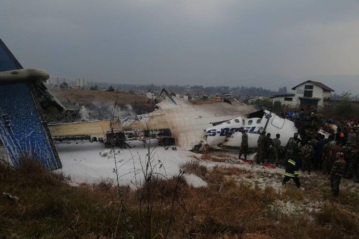 В Катманду разбился пассажирский лайнер: есть выжившие