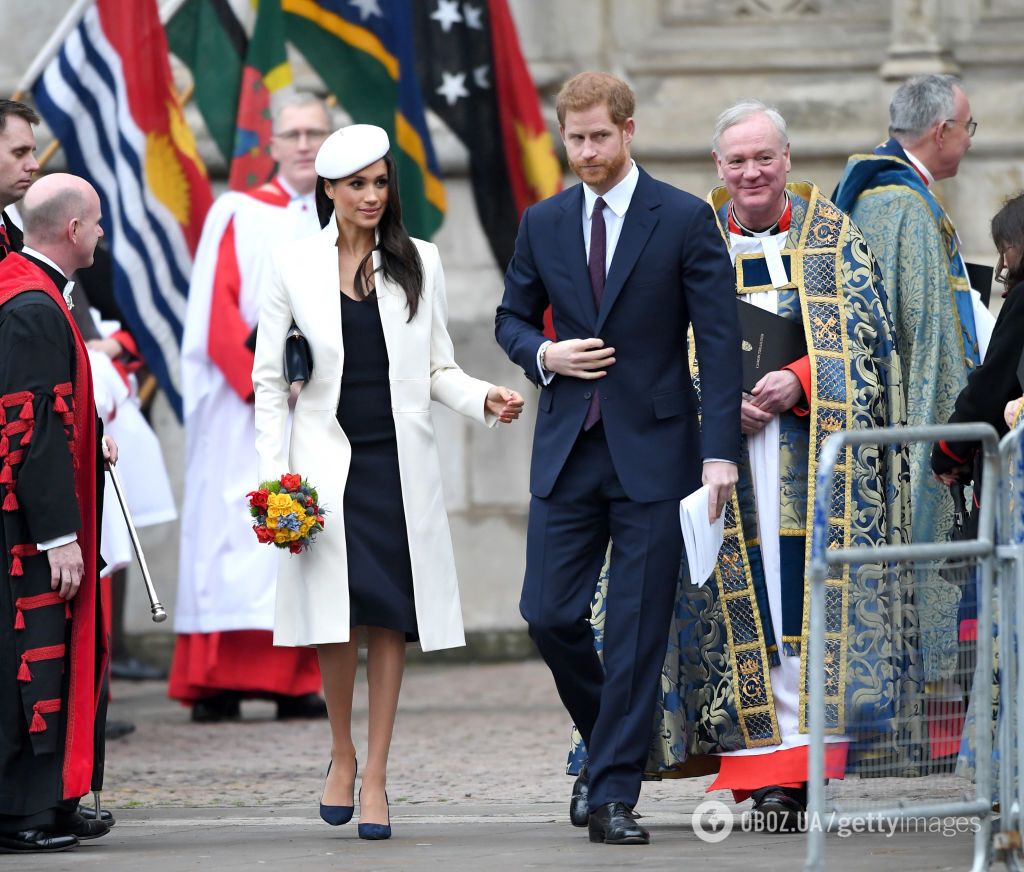 Невеста принца Гарри впервые вышла в свет с королевой Елизаветой II