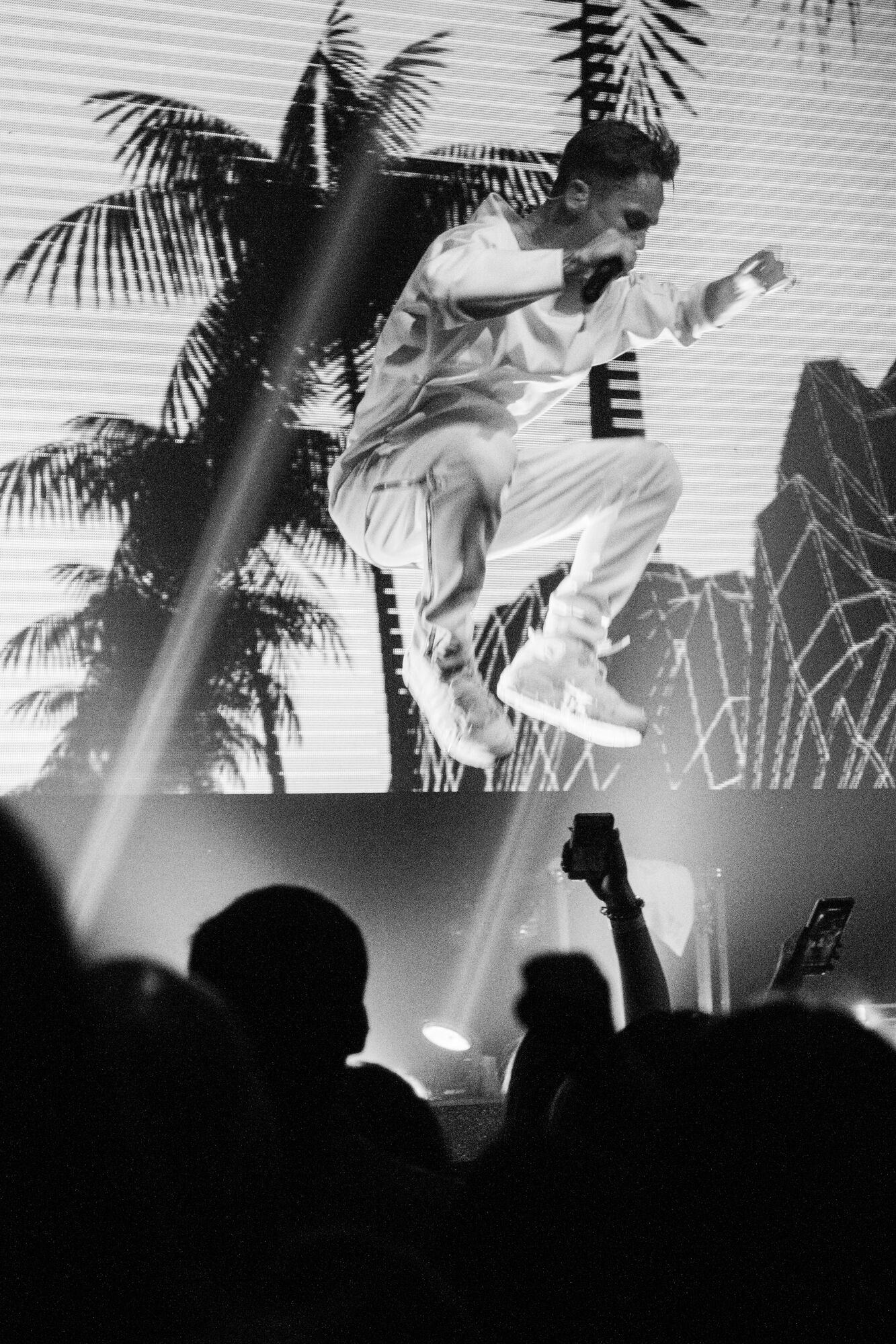 Артем Пивоваров