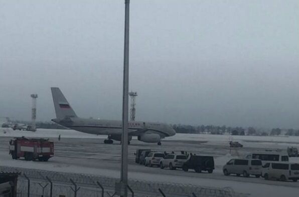 Літак з VIP-кортежу Путіна засікли в Сирії: знайшлися фото розкішного салону