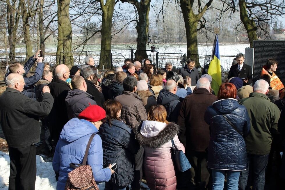 В Польше вызвали копов из-за "Слава Украине"