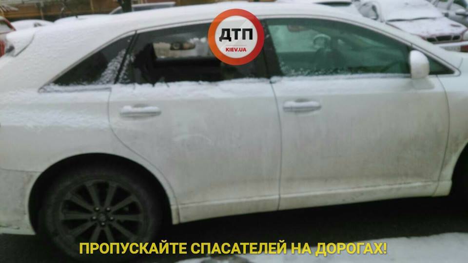 "Вониждіти": у Києві влаштували масовий погром авто