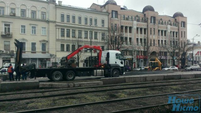 Сняли асфальт: в Днепре активизировалось строительство метро