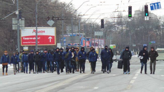 У Києві огородили посольство РФ: росіян не пускають на вибори Путіна