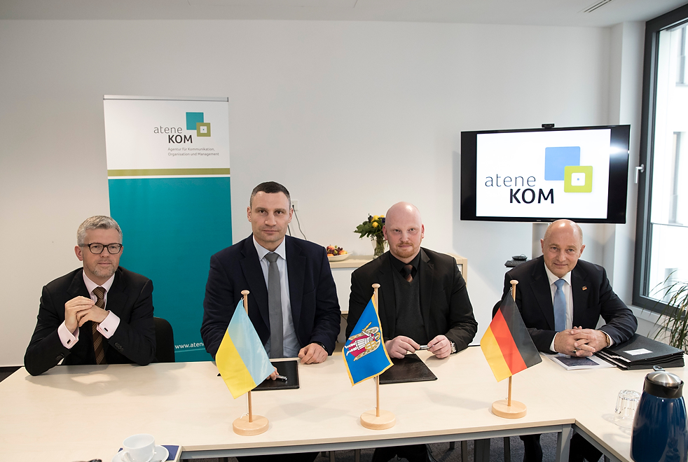 Развитие Киева: Кличко подписал Меморандум в Берлине