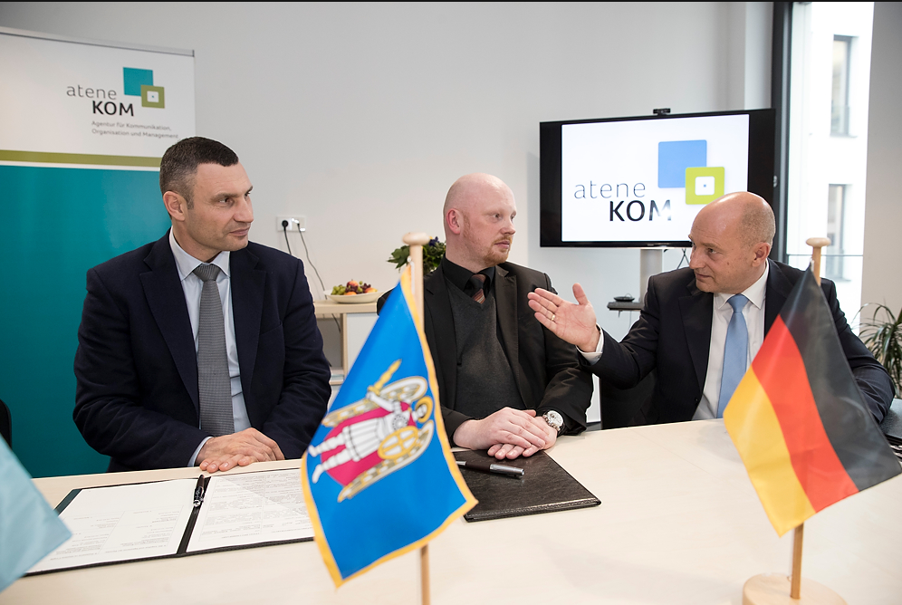 Развитие Киева: Кличко подписал Меморандум в Берлине