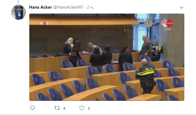 В парламенте Нидерландов пытался повеситься человек: опубликовано видео