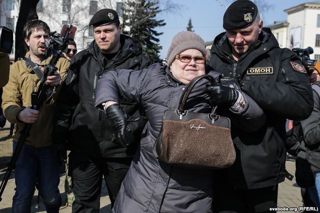 День воли в Беларуси: в Минске прошли массовые задержания