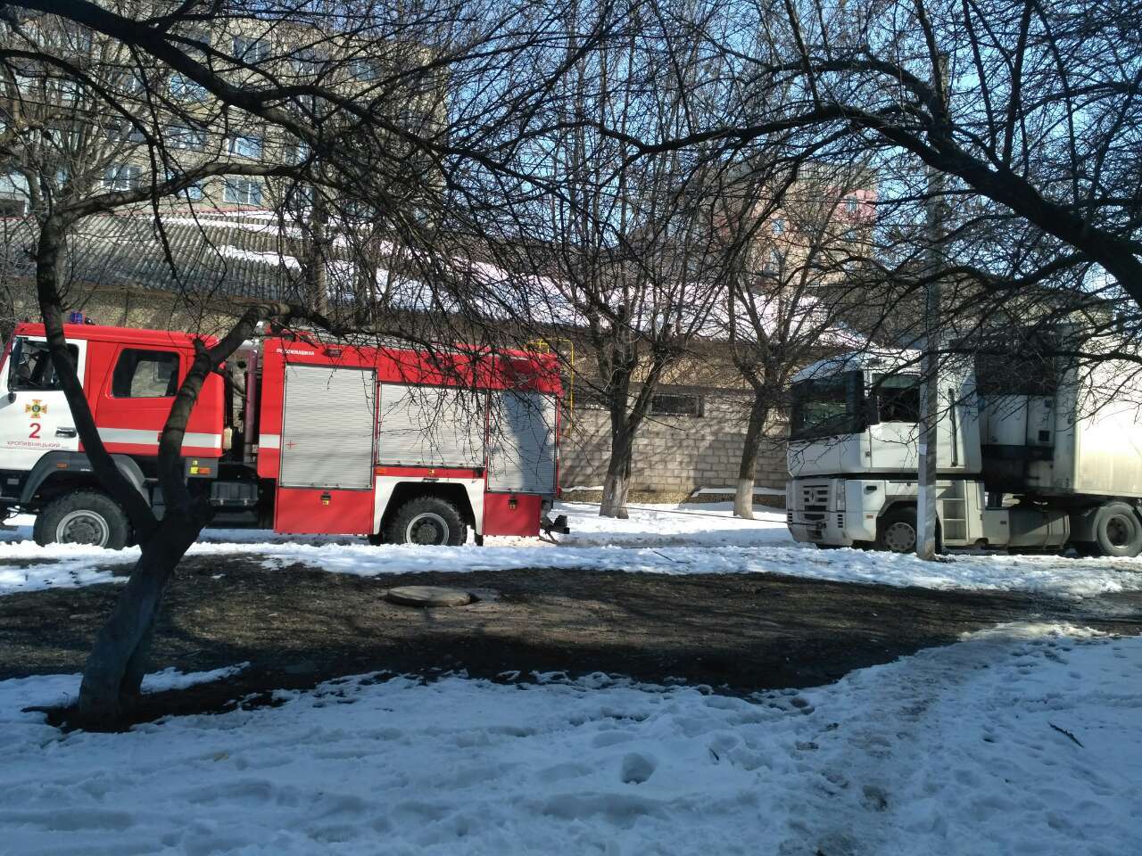 "Зима відступила": у МВС показали пастки для авто на трасі