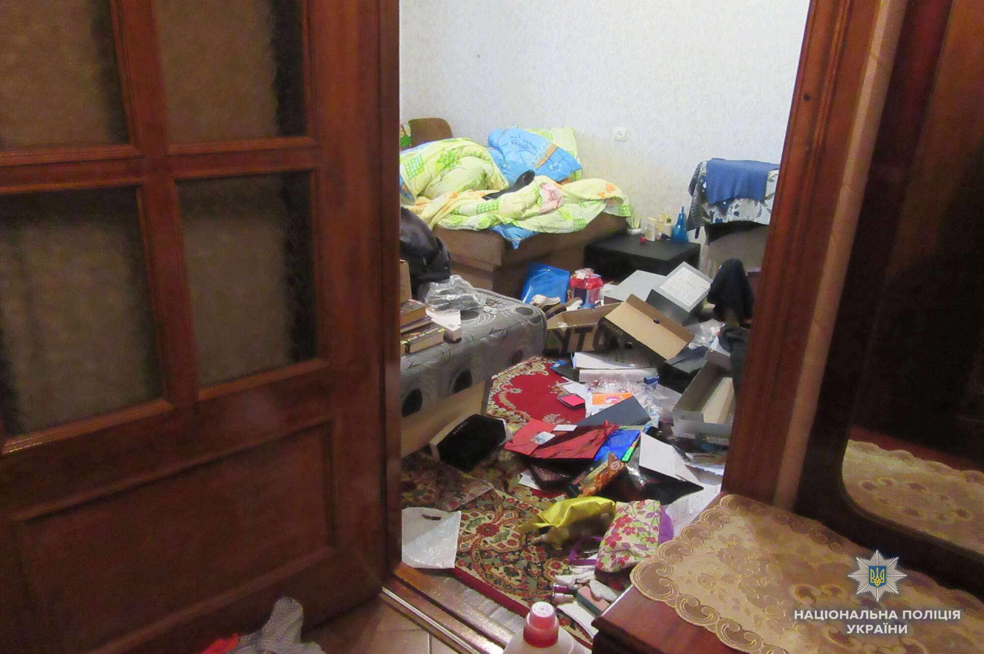 В Киеве задержали серийного домушника: опубликованы фото взлома