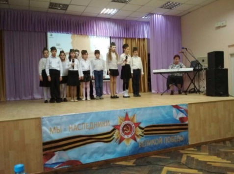 С красной звездой: в Крыму дети поучаствовали в пропагандистском конкурсе