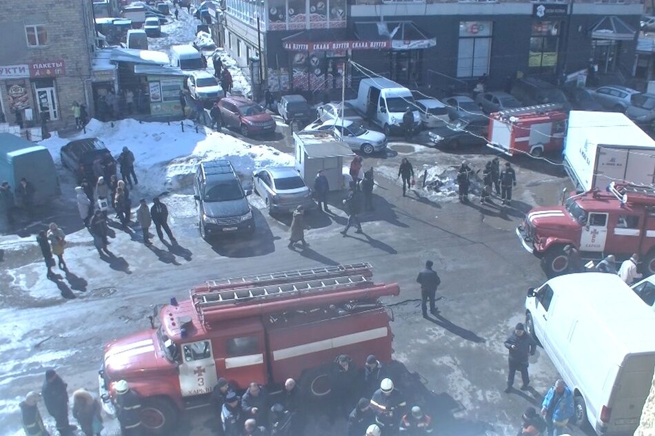 Люди задыхались и терялись в дыму: в Харькове едва не повторилась кемеровская трагедия