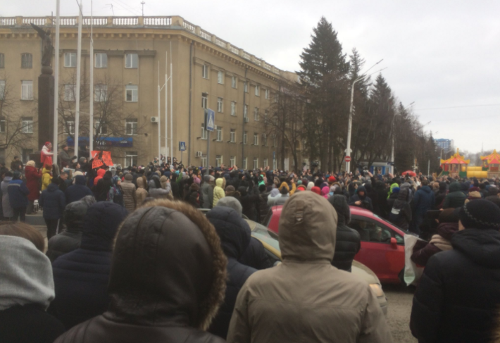  "Правду!" Тысячи жителей Кемерово вышли на протест. Онлайн-трансляция
