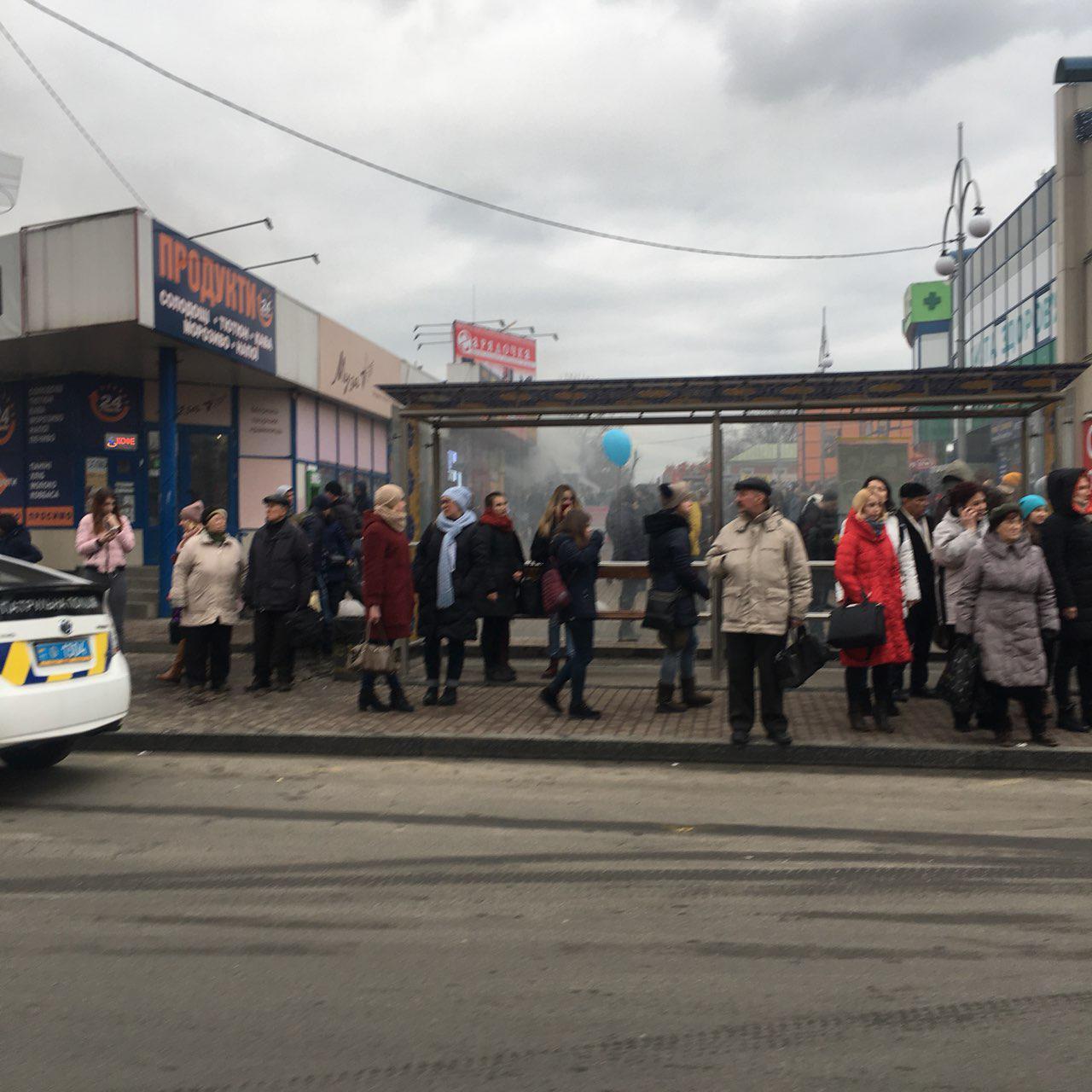 У Києві сталась масштабна пожежа: подробиці